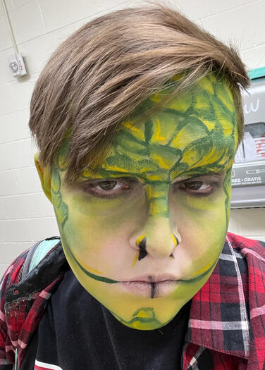 Reptilian creature